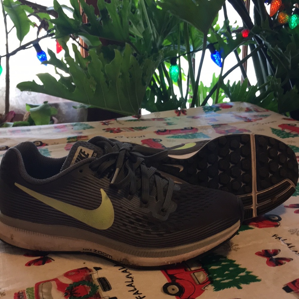 Nike women’s zoom